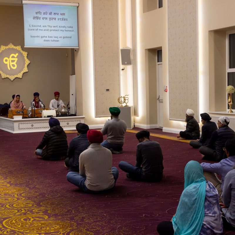 The Sangat listening to Kirtan in the Darbar Hall